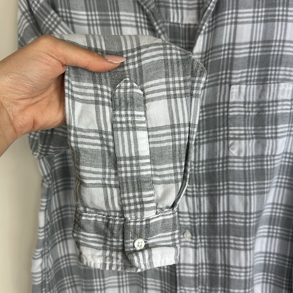 GRAYSON Women’s ‘The Hero’ Plaid Long-sleeve Collared Button Down Shirt - Picture 5 of 8